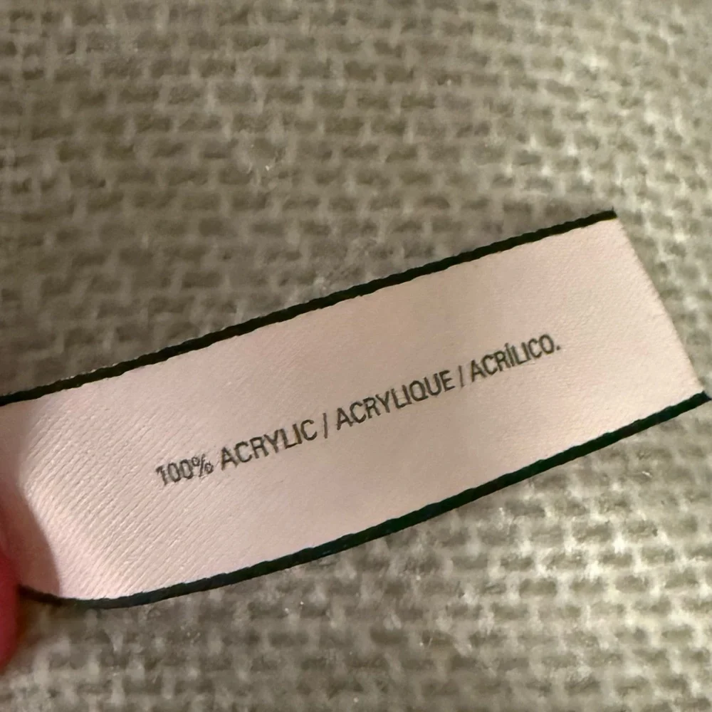 Victorias Secret luxurious woven